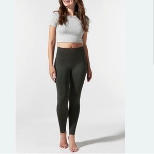 BLANQI everyday olive tights